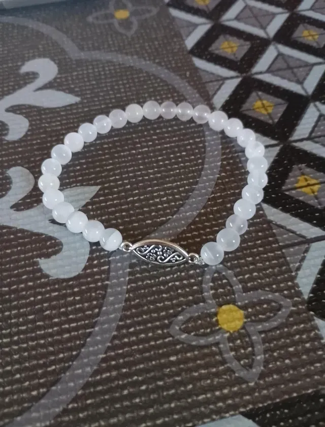 Bracelet fait maison à Champvans